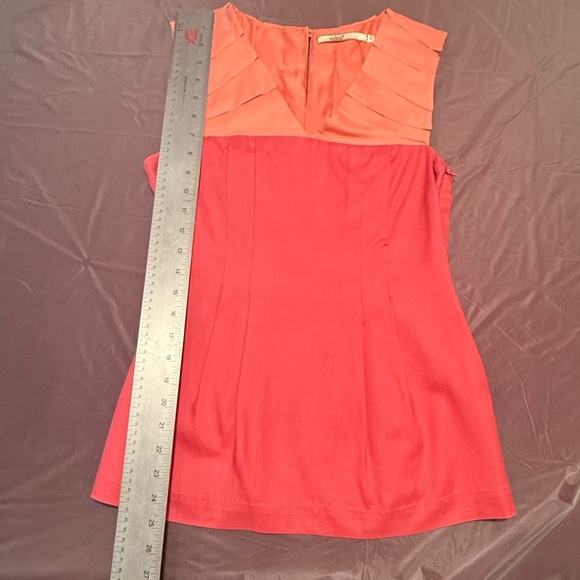 Mint Vneck Silk Orange/Pink Colorblock Sleeveless Pleated Silk Blouse Size 2/XS - Picture 10 of 12